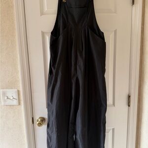 SHEIN Black Wide Leg Jumpsuit/Overall